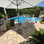 Romantica Villa *